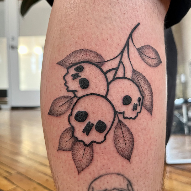 Tattoo by lar.uh — nature-inspired blackwork